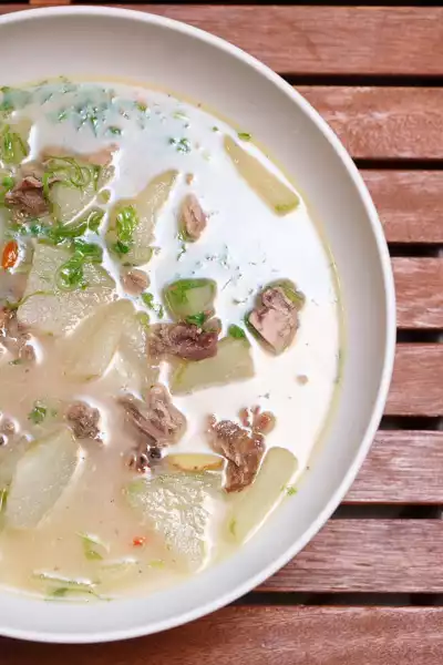 Peking Ente Suppe mit Wintermelone 